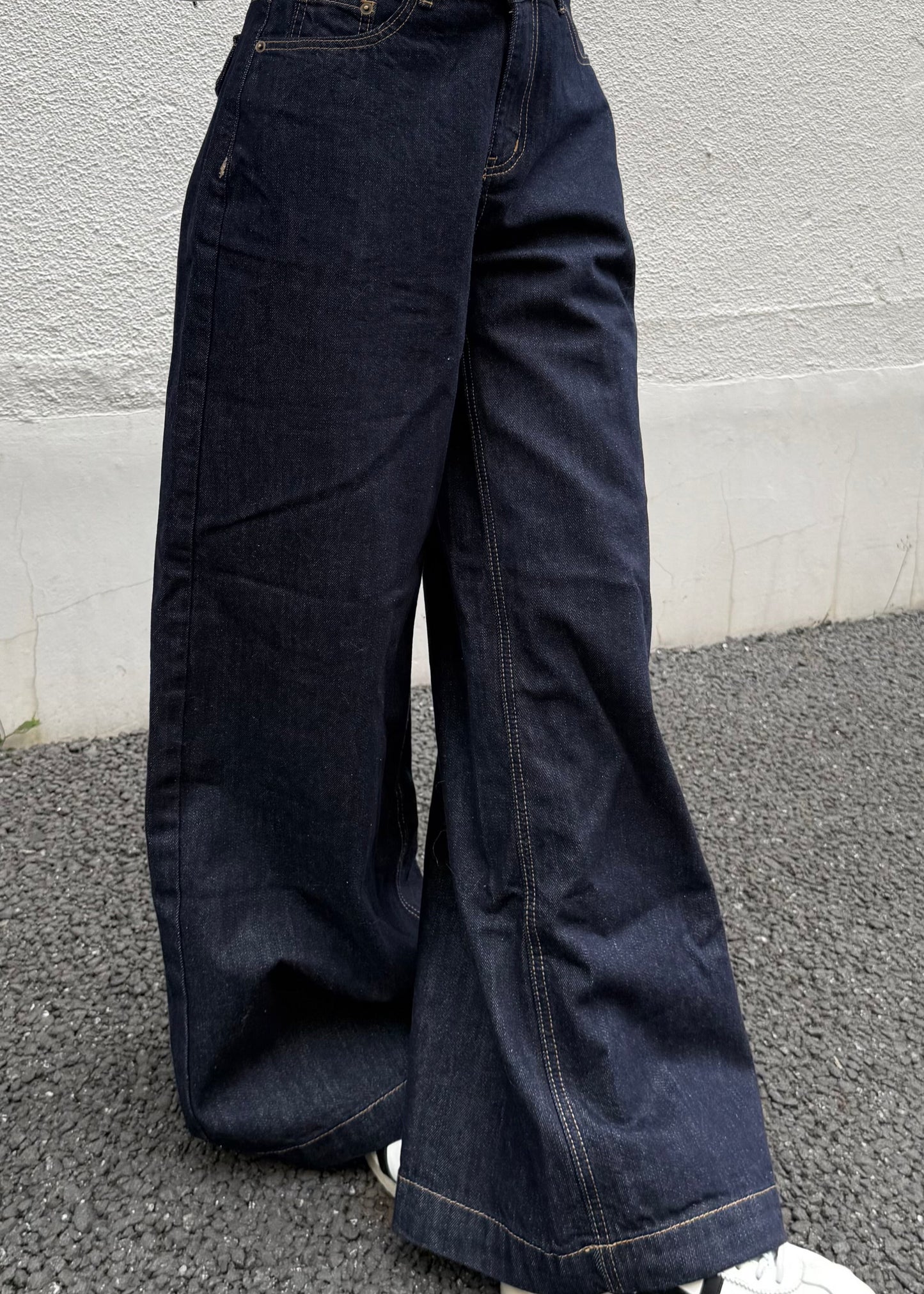 ハイウエストストレートジーンズ